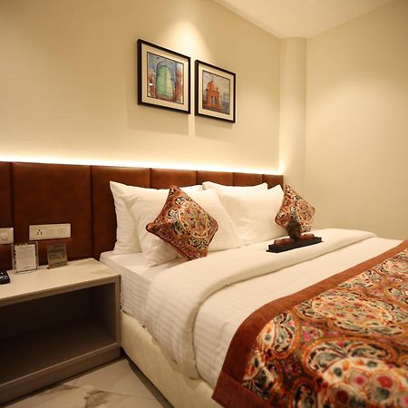 Hiraya Hotels Mohali Εξωτερικό φωτογραφία