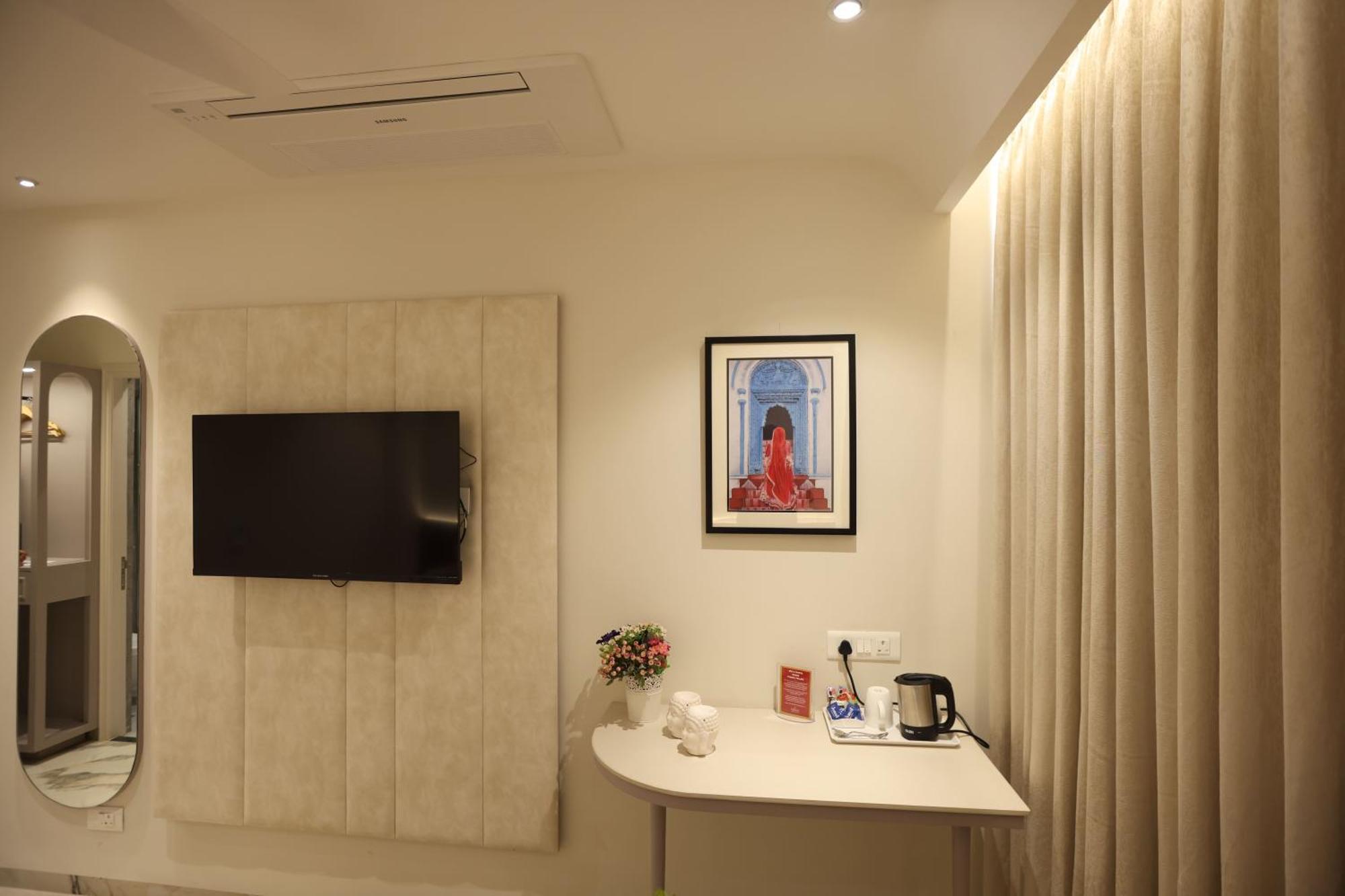 Hiraya Hotels Mohali Εξωτερικό φωτογραφία