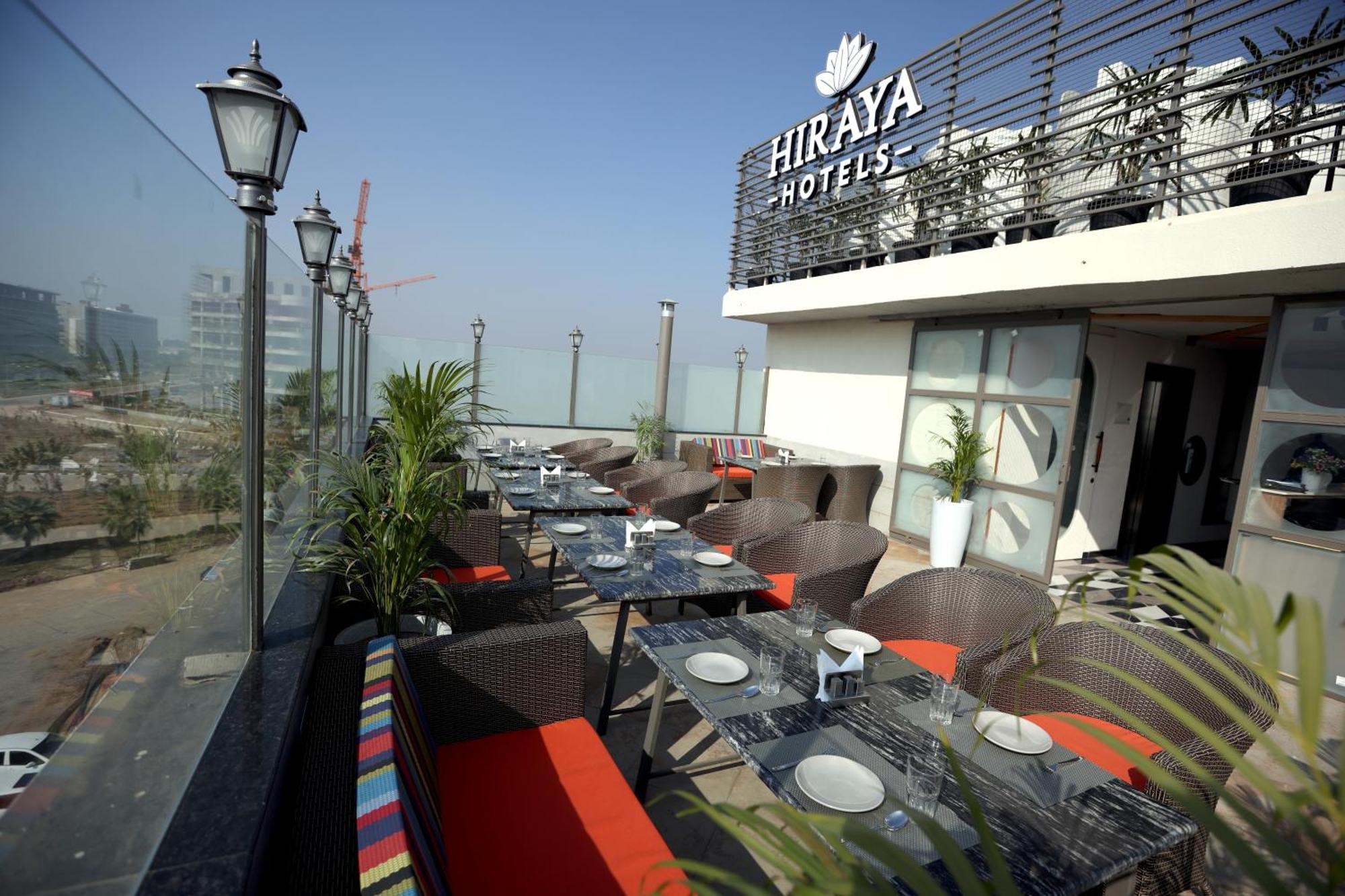 Hiraya Hotels Mohali Εξωτερικό φωτογραφία