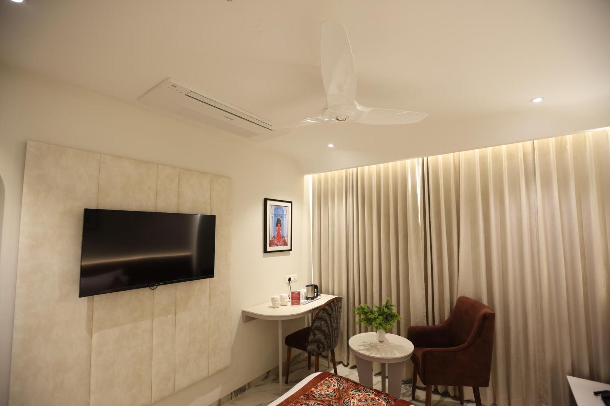 Hiraya Hotels Mohali Εξωτερικό φωτογραφία