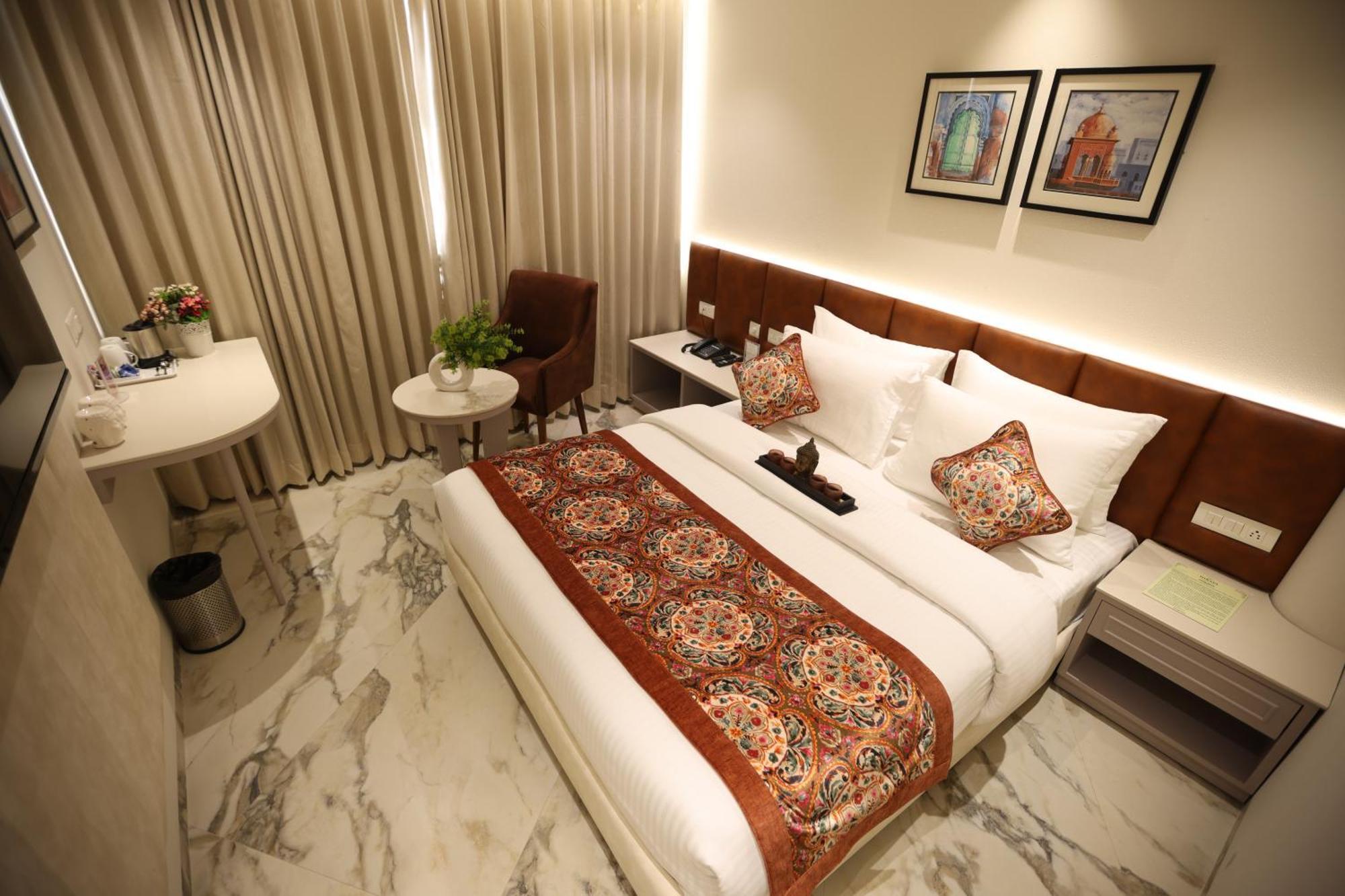 Hiraya Hotels Mohali Εξωτερικό φωτογραφία